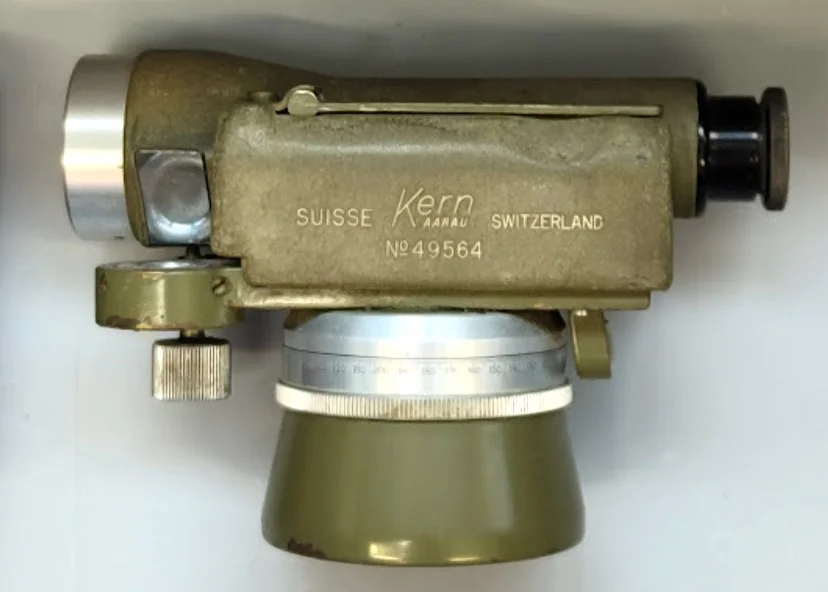 Kern GK1-A Automatic Engineer's Level with Horizontal Circle — Aarau, Switzerland, ca. 1960s
