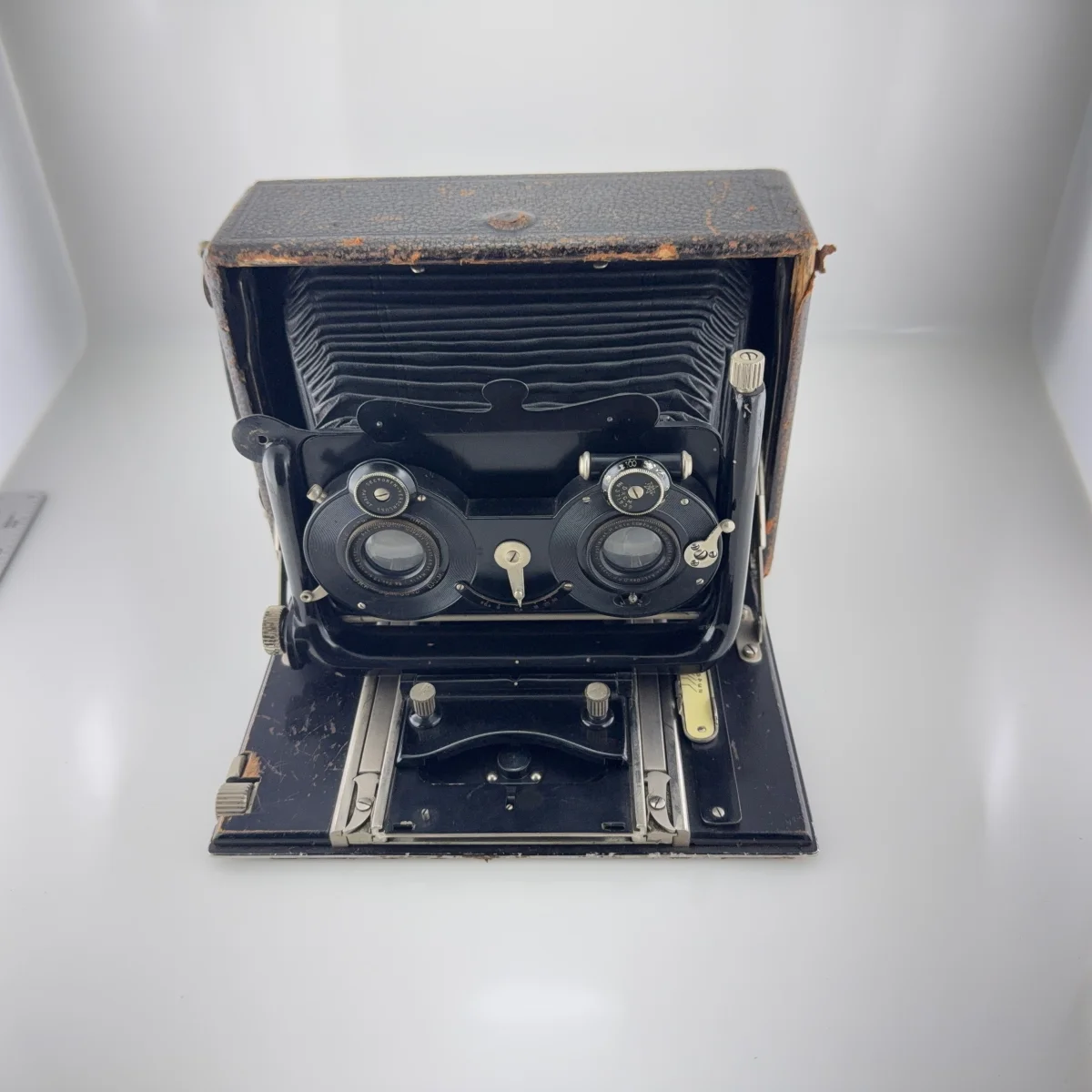 Reicka 680 Stereo Folding Plate Camera, ca. 1910s–1920s, Twin Leaf-Shutter Lenses
