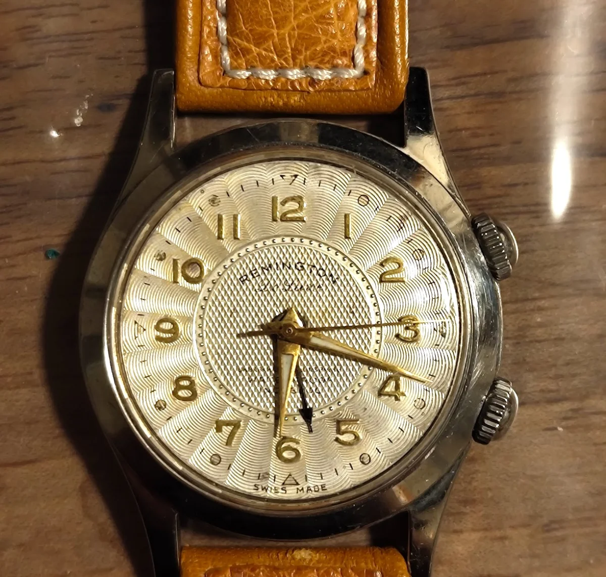 Remington — Vintage Alarm Wristwatch, Guilloché Dial, AS Calibre 1475, Swiss, ca. 1965