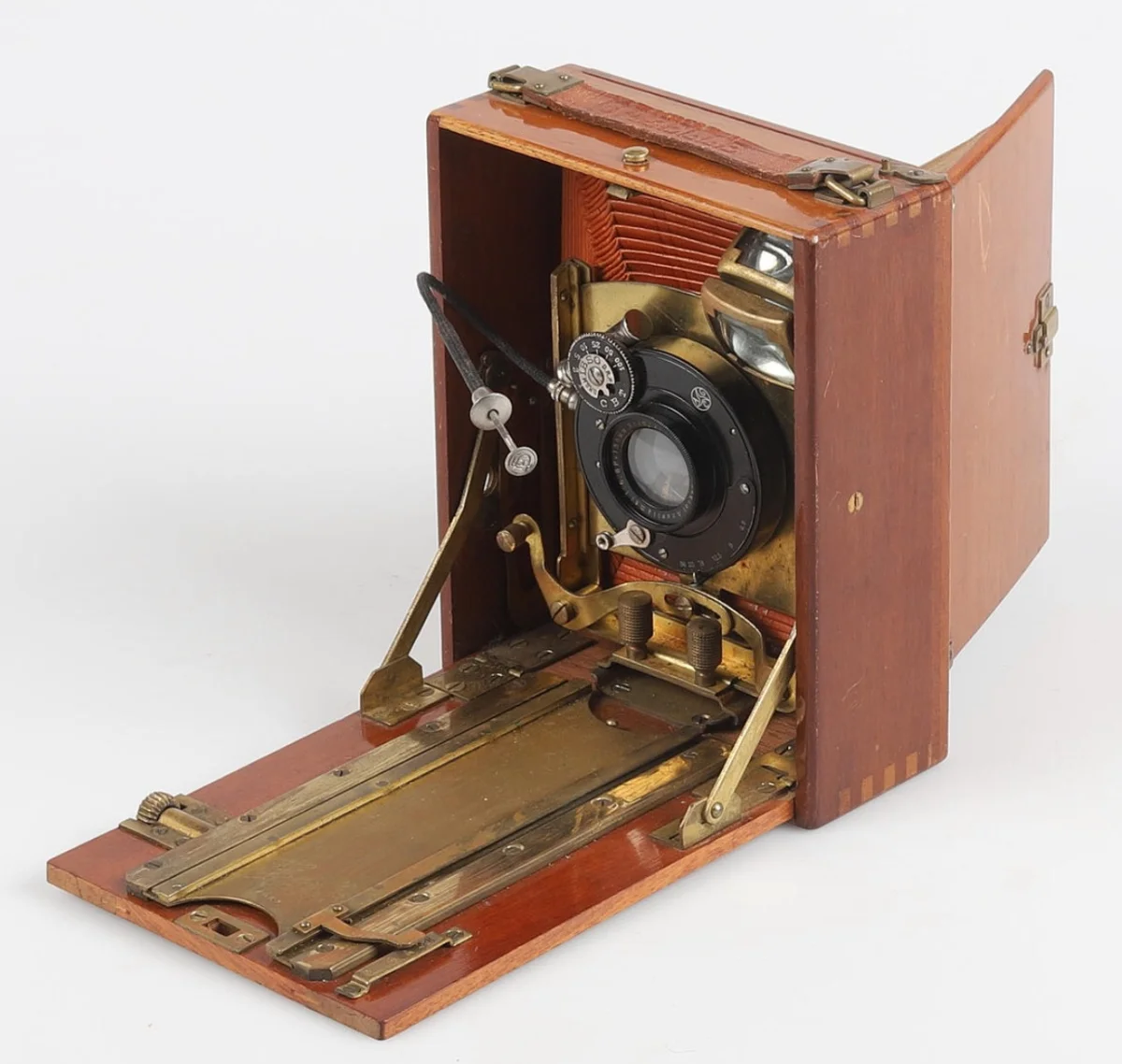 Julius Laack Gazelle Tropical — Rare German Folding Plate Camera — c.1900–1910