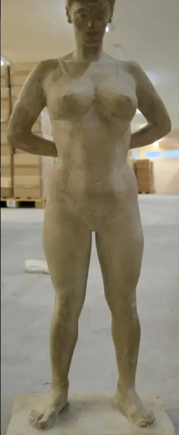 Standing Female Figure | Hans Brandenberger (1912–2003) Stehende sich ausziehend