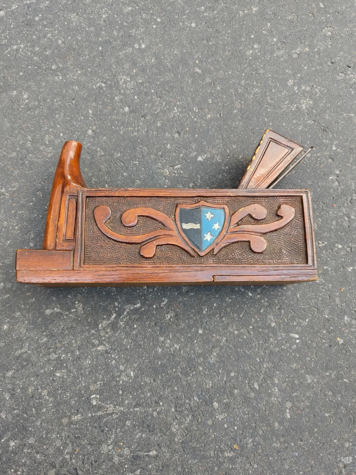 Swiss Carved Walnut Heraldic Tobacco/Cigarette Box with Polychrome Armorial Shields, ca. 1880–1920